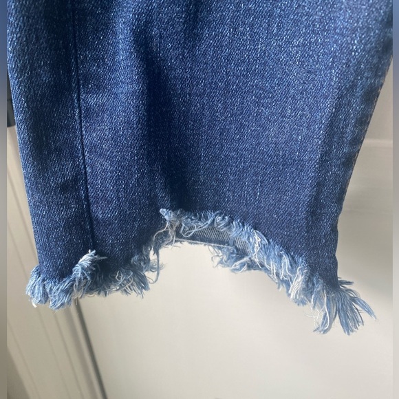 Loft Mid-Wash Skinny Crop Jeans with Raw Hem Size 4/27 - Picture 2 of 9